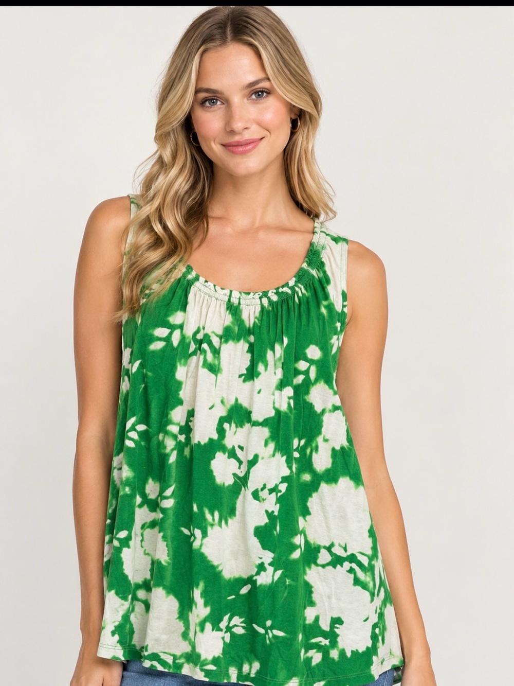 Vera Wang Sleeveless Green & White Tie-Dye Camisole Size Large